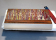 Ruggebord en platten aangebracht