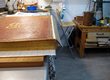 Het aanbrengen van de drierug (een holle constructie op de rug)